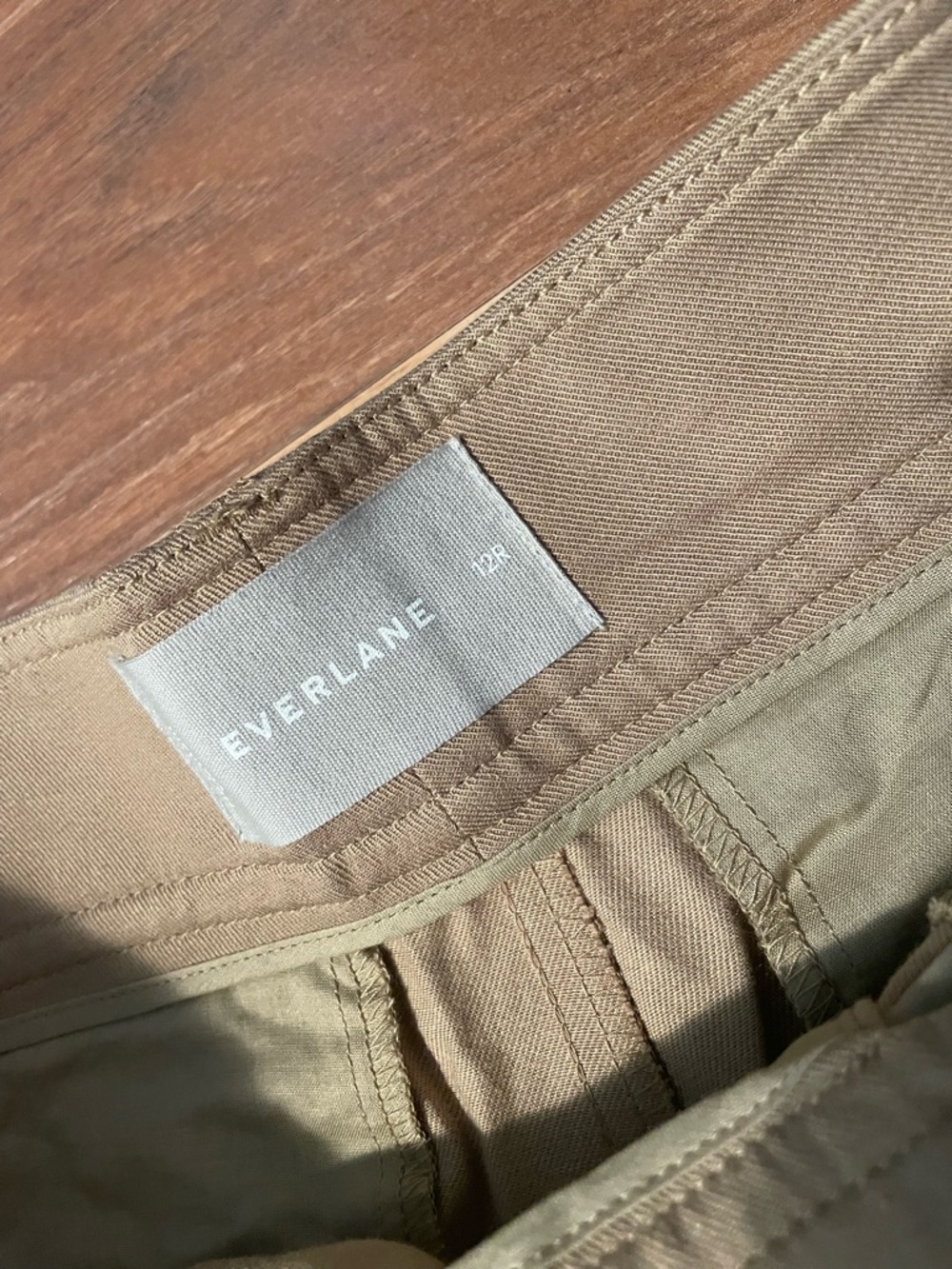 Everlane The Draper Pleated Pant in Buttersmooth Ash Brown Women's 12 Regular - Picture 6 of 8